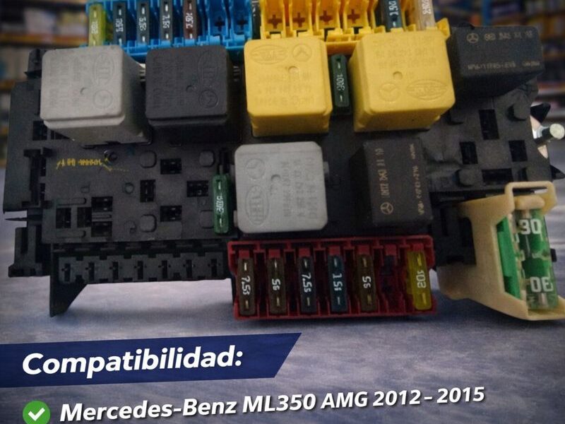 Mercedes-benz Ml 350 2012 Caja Fusibles Delantera Derecha