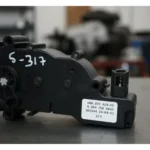 Mercedes Benz Ml 350 Motor Eléctrico Chapa Puerta Trasera