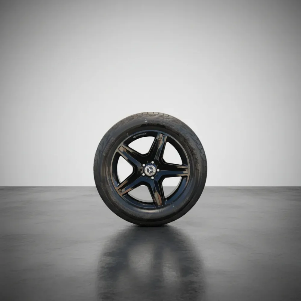 D_Q_NP_941630-MLM101925361179_122025-F Mercedes-benz Ml 350 Amg Rin 20 Con Llanta Pirelli 12-15 (Usado)