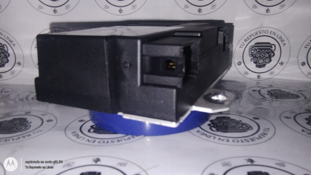 Mercedes Benz Ml 350 2014 Modulo De Control De Combustible A 000 900 0104