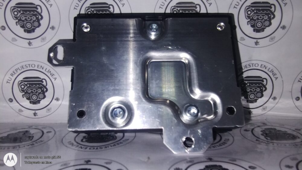 Mercedes Benz Ml 350 2014 Modulo De Control De Combustible A 000 900 0104