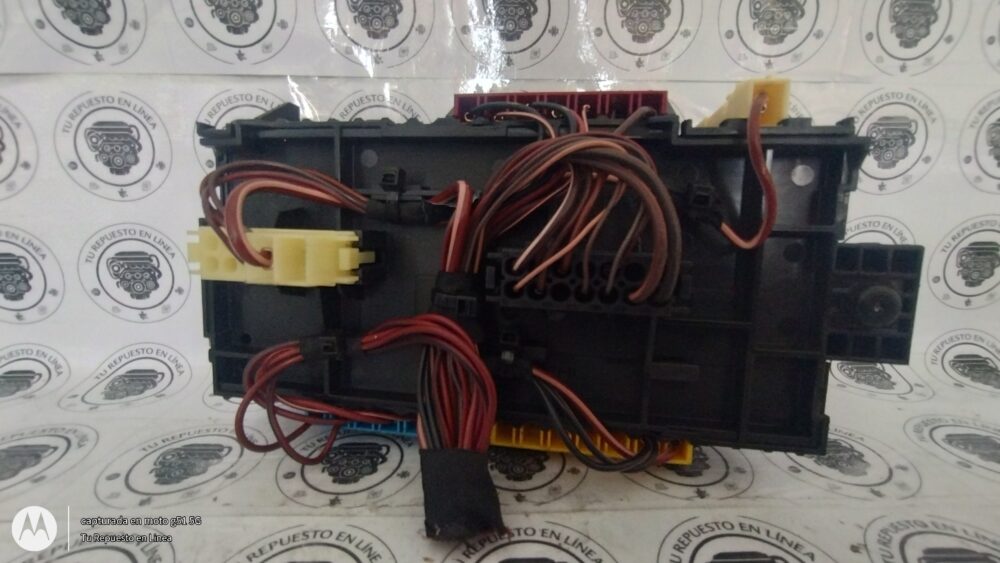 IMG_20250829_134550126_HDR Mercedes-benz Ml 350 2012 Caja Fusibles Delantera Derecha