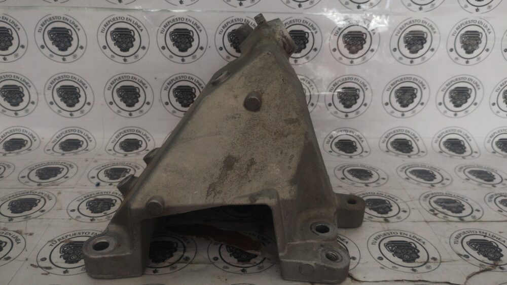 Mercedes Benz Ml 350 Amg 2014 Cubierta Soporte Motor Der Oem