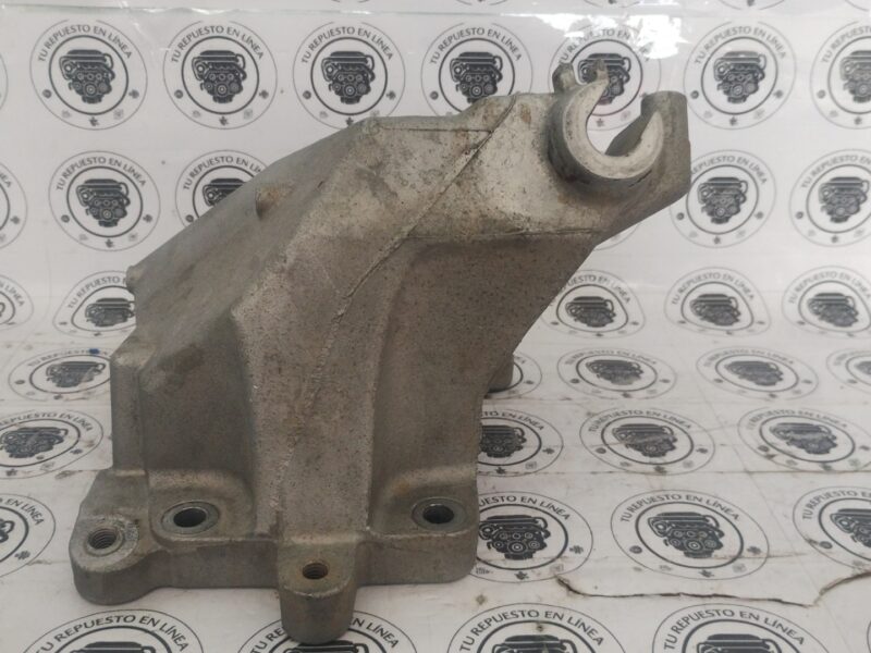 Mercedes Benz Ml 350 Amg 2014 Cubierta Soporte Motor Der Oem