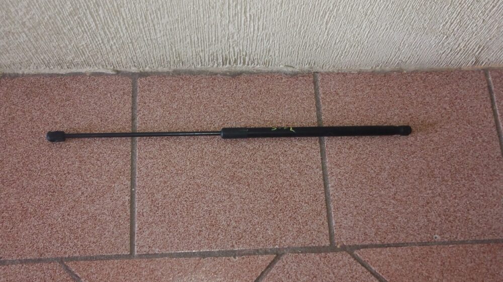 IMG_20251028_164328332 Mercedes Benz Ml 350 Amg 2014 Amortiguador Cofre Izq Oem