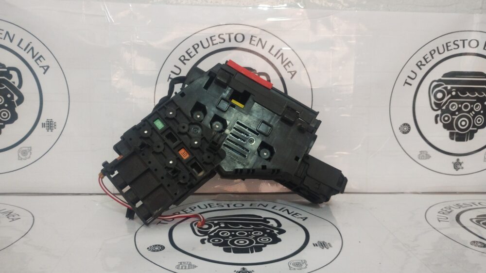 IMG_20251202_143135755 Mercedes-benz Ml 350 Amg W166 Punto Arranque Batería Oem