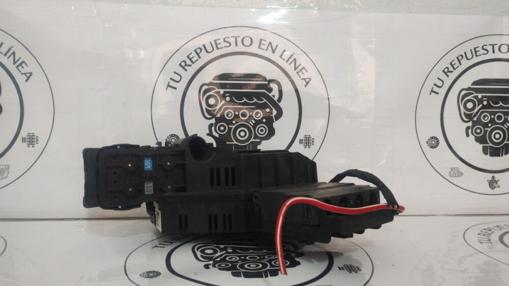 IMG_20251202_143154359 Mercedes-benz Ml 350 Amg W166 Punto Arranque Batería Oem