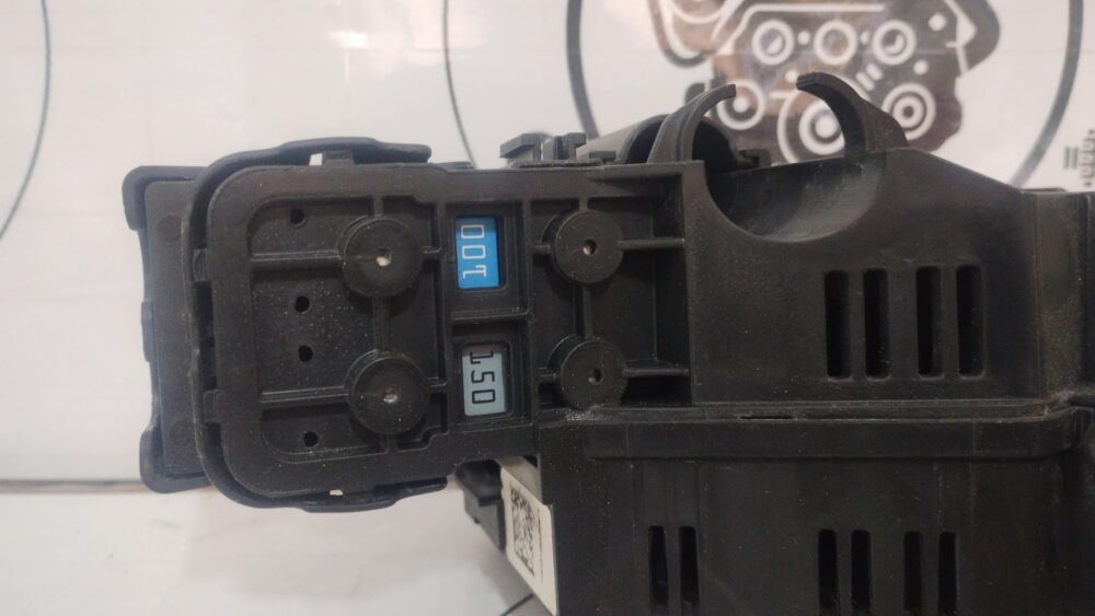 IMG_20251202_143158007 Mercedes-benz Ml 350 Amg W166 Punto Arranque Batería Oem