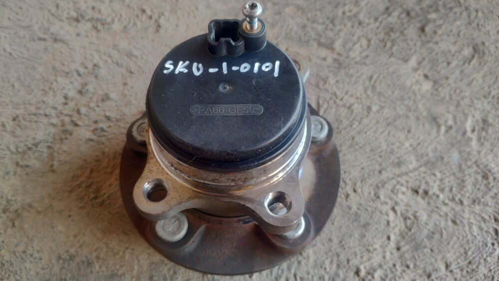 IMG_20260111_151340017_HDR Ford Fusion 2013-2020 Masa Balero Rueda Trasera Der Abs