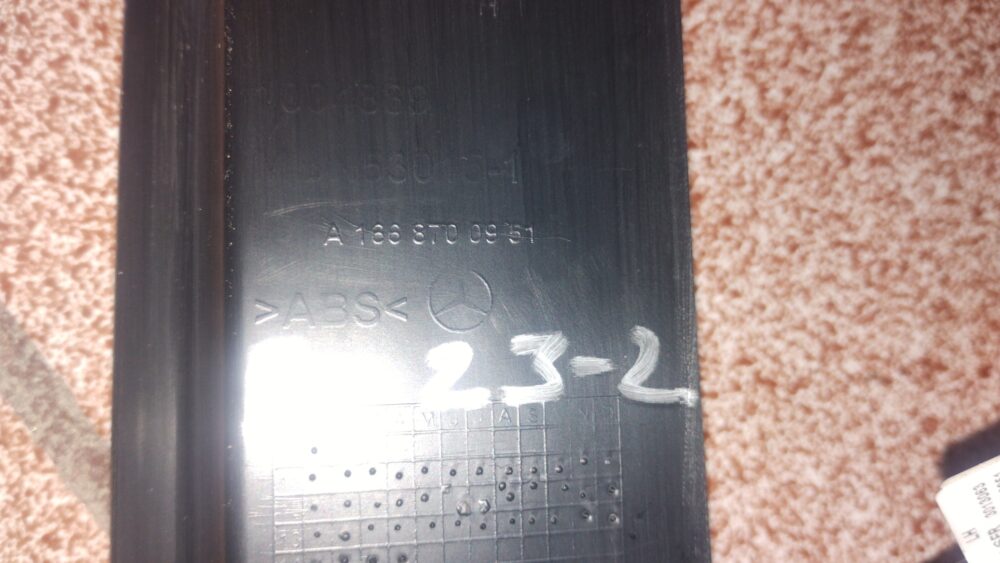 Mercedes-benz Ml350 2014 Set Molduras Embellecedoras Cajuela