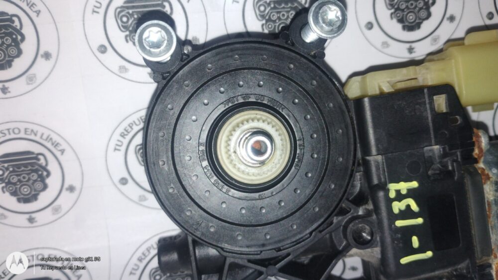 Imagen de WhatsApp 2025-08-12 a las 06.30.35_38ff39ab Ford Fusion 2014 Motor Puerta Izquierda Delantera C11226-101