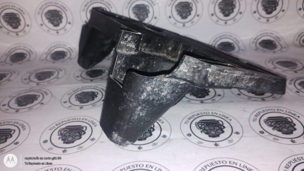 Imagen de WhatsApp 2025-08-18 a las 09.51.11_308ac346 Ford Fusion 2014 Soporte Inferior De Batería Dg93-10663-a