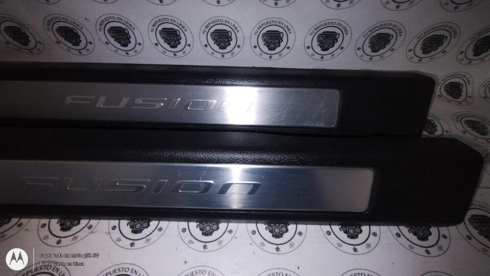 Ford Fusion Titanium2.0l 2014 Set Pisa Alfombra Copiloto Oem