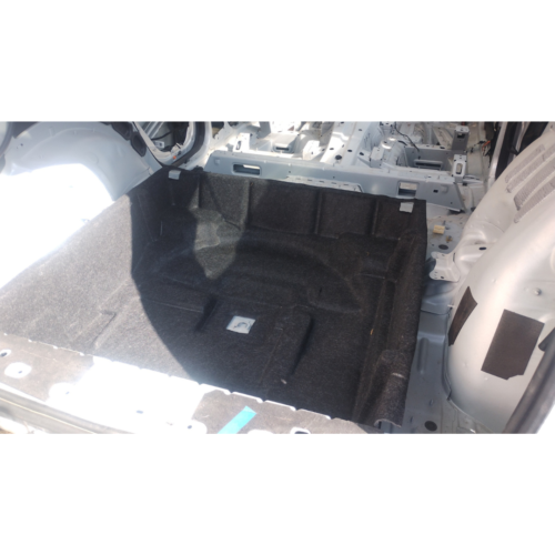 Mercedes-benz Ml 350 Amg 2014 Alfombra Base Llanta Cajuela