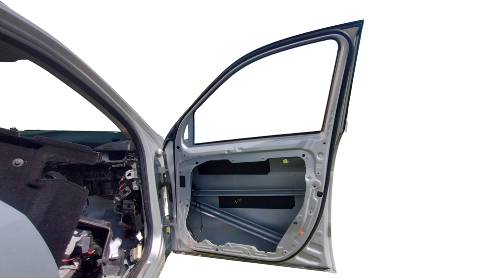 4dcfe56a-bc16-415c-9089-b268457b3671 Mercedes Benz Ml 350 Amg 2014 Puerta Der Solo Cascarón