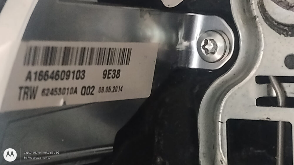 7a412f9f-e889-4ac3-9049-f210c9d240c8 Mercedes-benz Ml 350 Amg 2014 Volante Forrado En Piel Oem