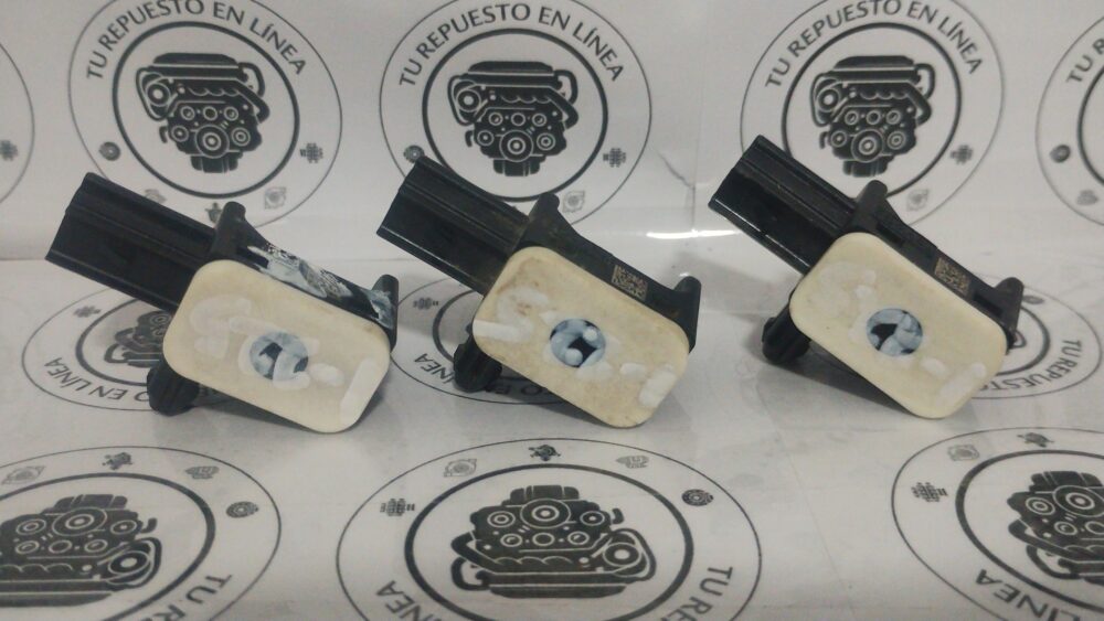 IMG_20250519_212652853_BURST000_COVER Ford Fusion Titanium 2013-2016 Sensor Impacto Cm5t-14b006-aa