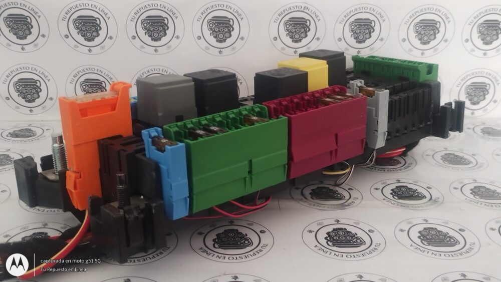 IMG_20250715_112250540 Mercedes Benz Ml 350 Amg Caja Fusibles Trasera A1669063901