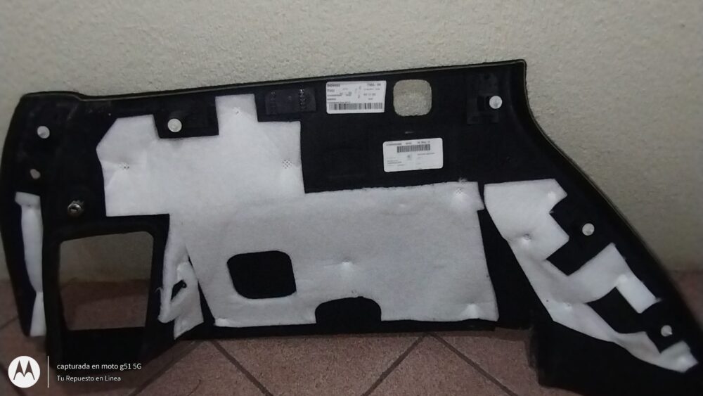 Mercedes Benz Revestimiento Lateral Cajuela Der/ Co Piloto