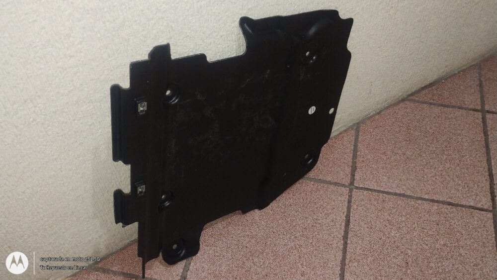 IMG_20250718_184531855 Mercedes-Benz ML 350 AMG 12-15 Tapa Piso Cajuela Copiloto A1666800223