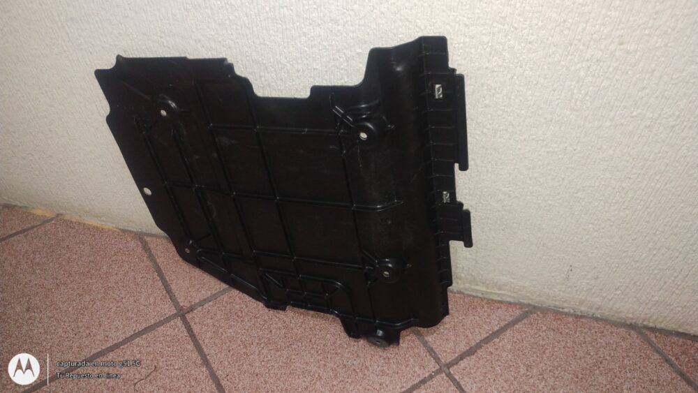 IMG_20250718_184637570 Mercedes-Benz ML 350 AMG 12-15 Tapa Piso Cajuela Copiloto A1666800223