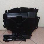 Mercedes Benz Ml350 Tapa De Bateria Principal A 166 680 0118