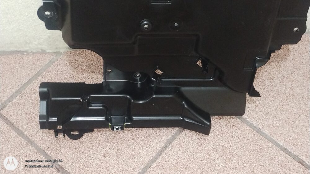 IMG_20250719_202231560 Mercedes Benz Ml350 Tapa De Bateria Principal