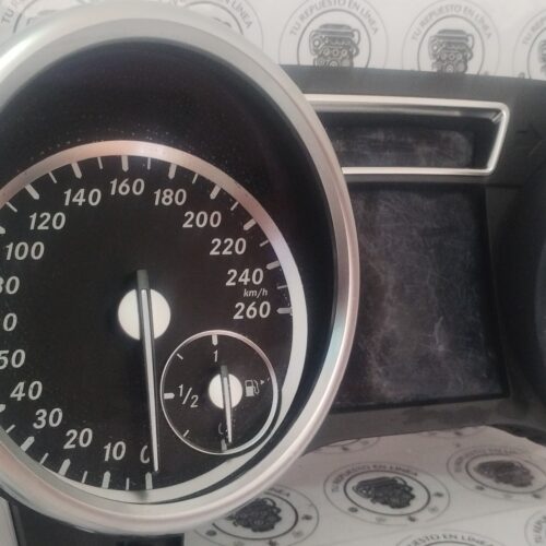 Mercedes Benz Ml350 Amg 2012- 2015 Cluster/velocimetro Oem