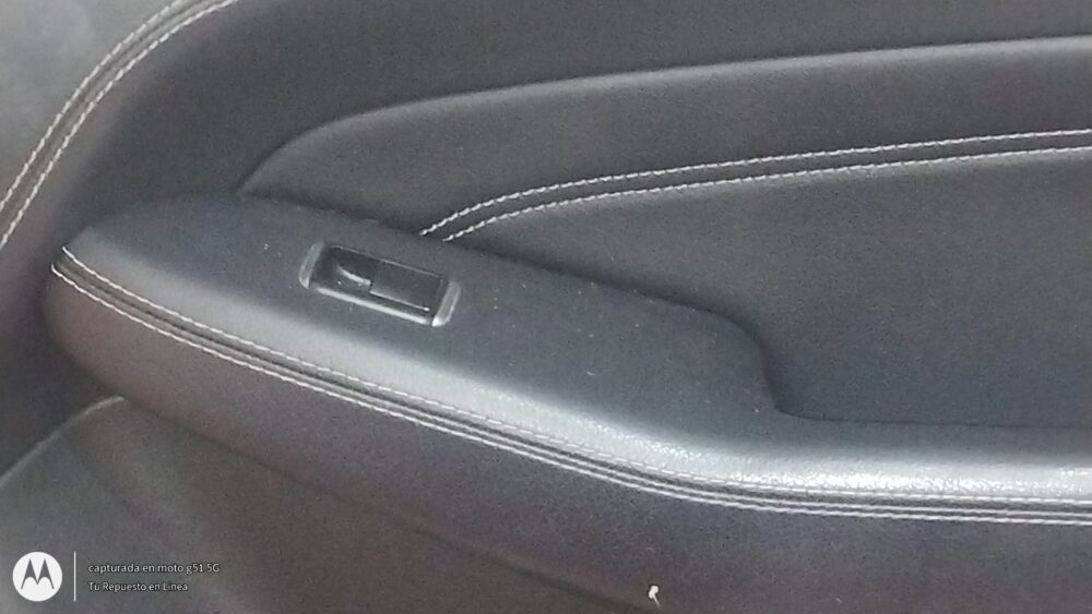 Mercedes Benz Ml 350 Amg 2014 Panel Der Piel Con Botón