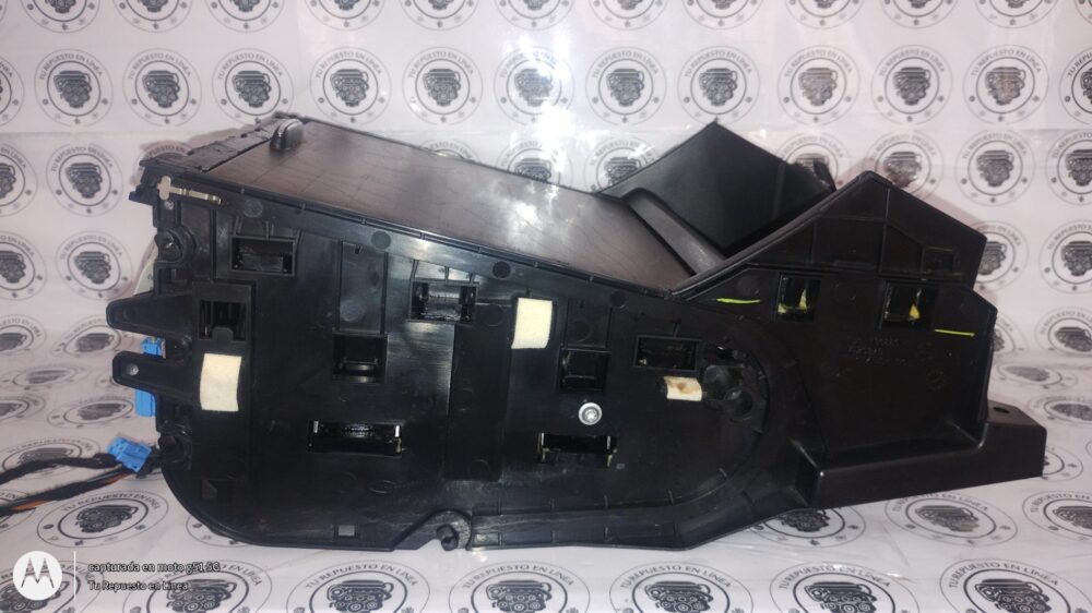 Mercedes-benz Ml 350 Amg 2014 Base Soporte Portavasos