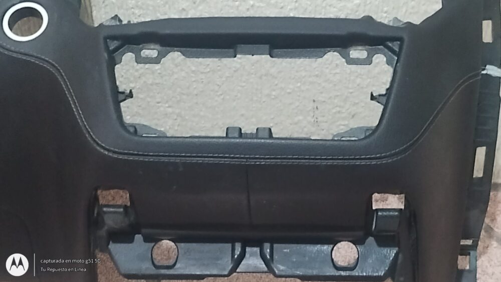 Mercedes-benz Ml 350 Amg 2014 Panel De Piel Inferior Tablero