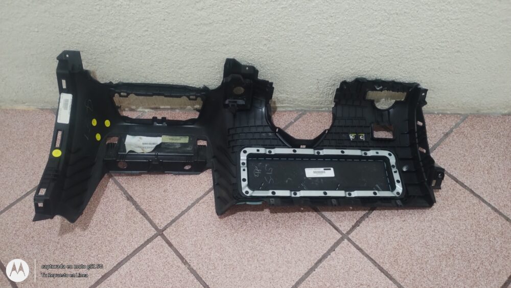 Mercedes-benz Ml 350 Amg 2014 Panel De Piel Inferior Tablero