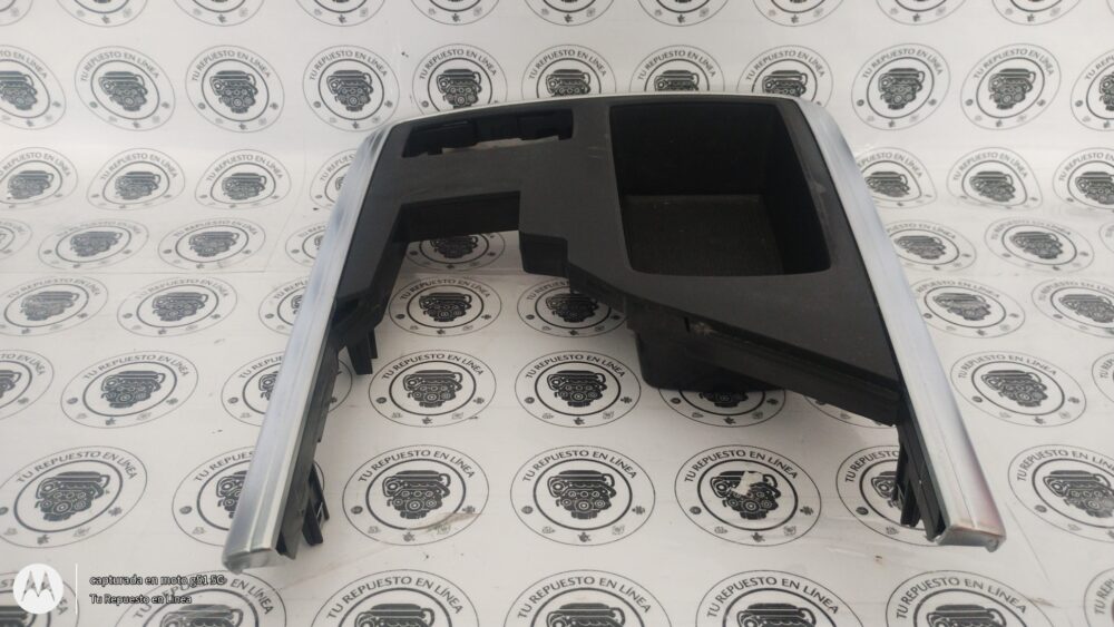 IMG_20250802_112125229 Mercedes-benz Ml 350 Amg 2014 Bisel Consola Central Negro