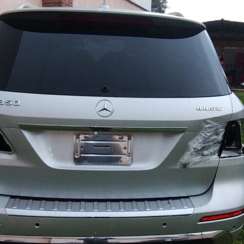 Mercedes-benz Ml 350 Amg 2014 Quinta Puerta Con Medallón Oem