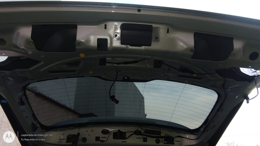 IMG_20250811_182948743 Mercedes-benz Ml 350 Amg 2014 Quinta Puerta Con Medallón Oem