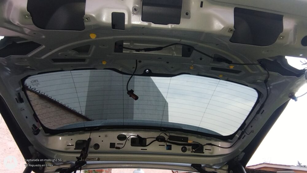 IMG_20250811_182951870 Mercedes-benz Ml 350 Amg 2014 Quinta Puerta Con Medallón Oem