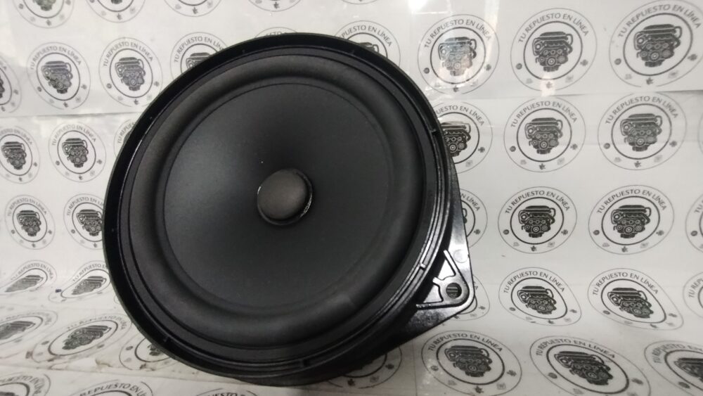 Mercedes Benz Ml 350 Amg 2014 Bocina Puerta Tras Harman