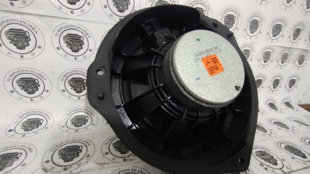 Mercedes Benz Ml 350 Amg 2014 Bocina Puerta Tras Harman