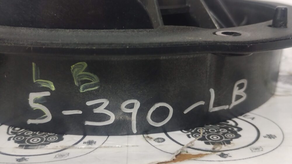 Mercedes Benz Ml 350 Amg 2014 Bocina Puerta Tras Harman