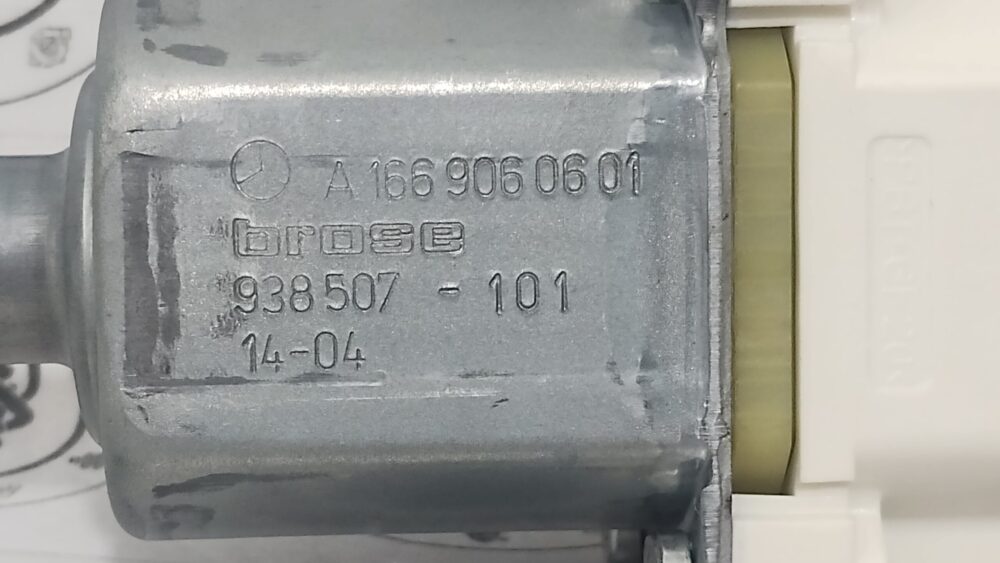 IMG_20251022_223515947 Mercedes Benz Ml 350 Amg 2014 Motor Eleva Vidrio Del Der