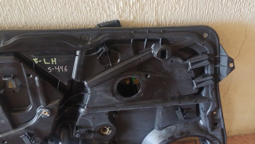 IMG_20251023_141649548 Mercedes-benz Ml 350 2014 Panel Elevador Cristal Tras Izq