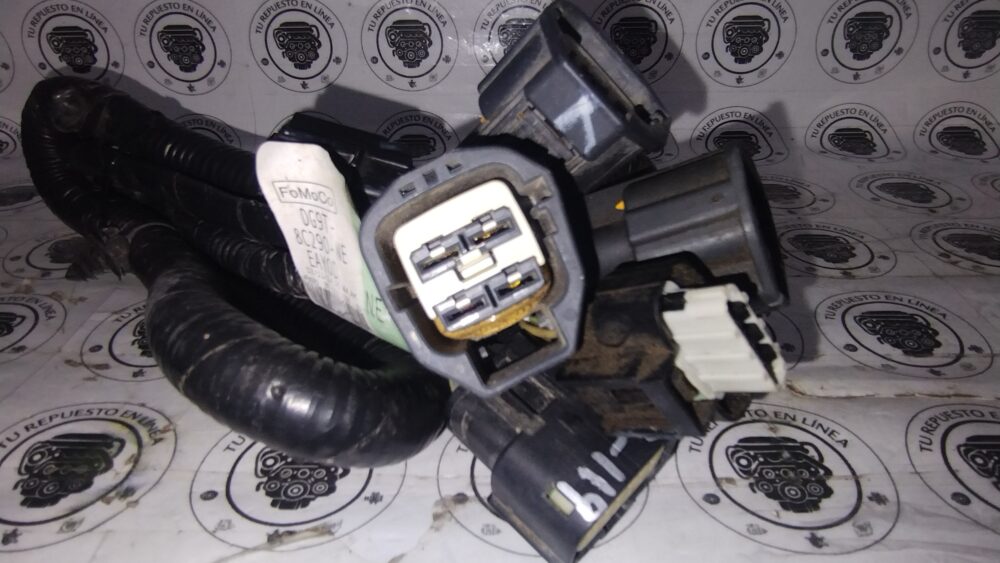 Ford Fusion Titanium 2.0l Arnés Ventilador Dg9t-8c290-ne Oem