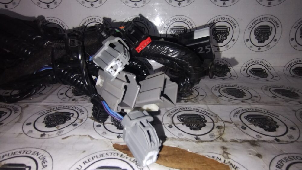 Ford Fusion Titanium 2.0l Arnés Cajuela Dg9t-17n400-cl Oem