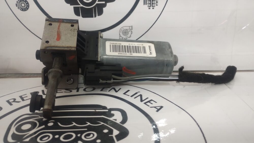 Mercedes-benz Ml 350 Amg 2014 Motor Ajuste Eléctrico Der