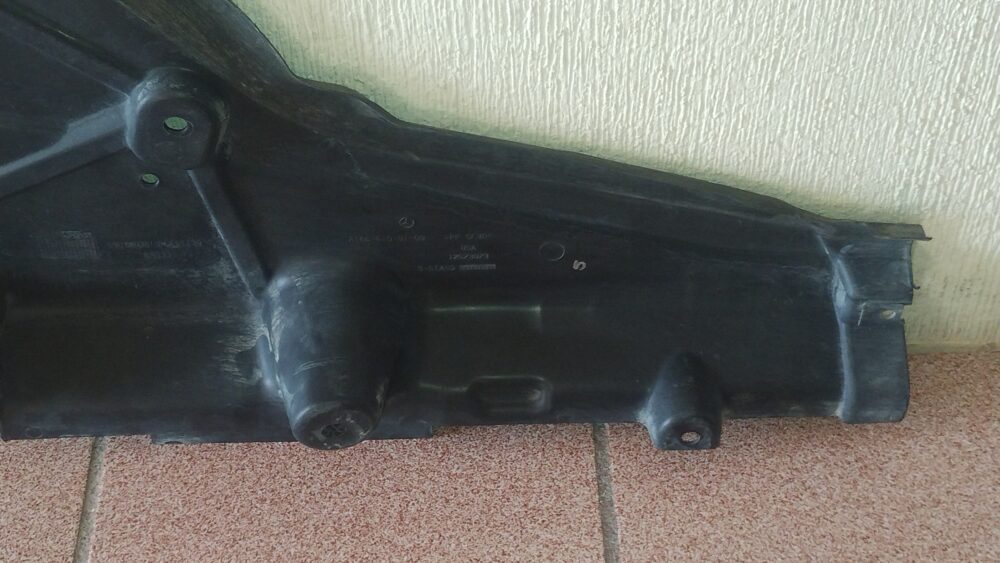 Mercedes-benz Ml 350 Amg 2014 Cubierta Inferior Motor Izq