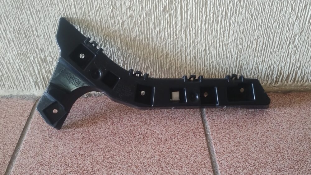 IMG_20260108_160423760 Ford Fusion 2013-2018 Guía Fascia Trasera Izquierda DS73-17A662-A