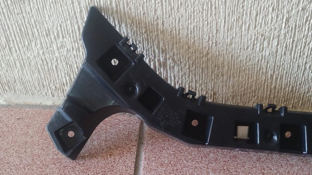 IMG_20260108_161056814 Ford Fusion 2013-2018 Guía Fascia Trasera Izquierda DS73-17A662-A