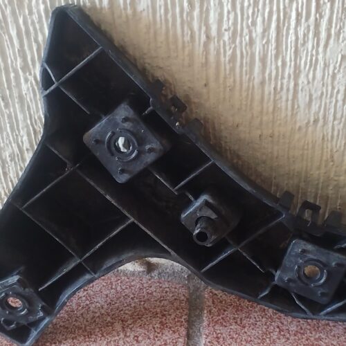 IMG_20260108_161612445 Ford Fusion 2013-2018 Guía Fascia Trasera Derecha DS73-17A661-A