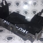 Ford Fusion Titanium Soporte Caja De Fusibles Original 2014