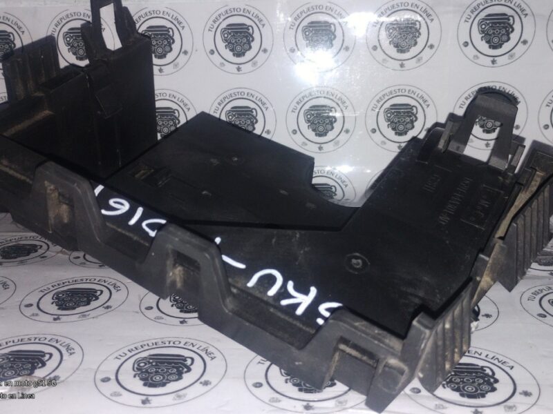 Imagen de WhatsApp 2025-08-12 a las 06.30.55_8c4f0fa0 Ford Fusion Titanium Soporte Caja De Fusibles Original 2014